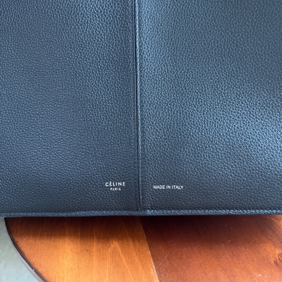CELINE Tri-Fold Shoulder Bag - Picture 2 of 12
